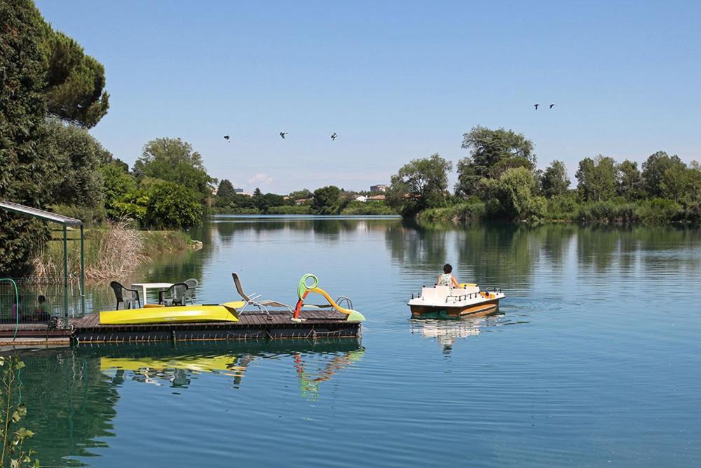 ホテル Casa Sul Lago - Alla Vecchia Cava パエーゼ エクステリア 写真